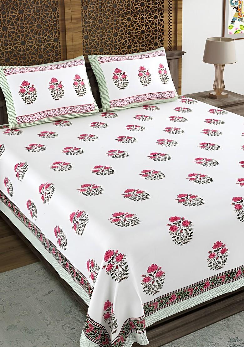 Green And White Ethnic Motifs Cotton 210 Tc King Bedsheet And 2 Pillow Covers