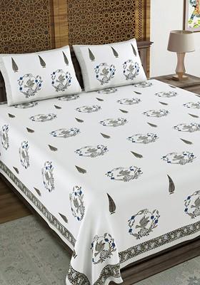 Blue And White Ethnic Motifs 210 Tc King Bedsheet With 2 Pillow Covers