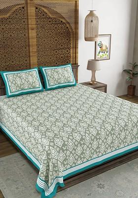 Green Ethnic Motifs Cotton 210 Tc Super King Bedsheet With 2 Pillow Covers