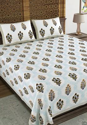 Blue And White Ethnic Motifs 210 Tc King Bedsheet With 2 Pillow Covers