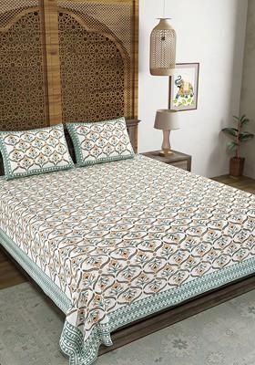 Green And White Ethnic Motifs 210 Tc King Bedsheet With 2 Pillow Covers