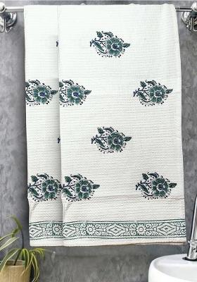 Green 2 Pcs Block Printed 400 Gsm Waffle Cotton Soft And Absorbent Bath Towels