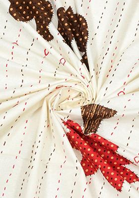 White And Red Ethnic Motifs 210 Tc King Bedsheet With 2 Pillow Covers