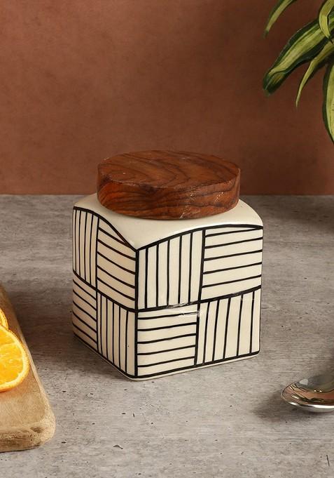 Off White Ceramic Food Storage Jar With Air Tight Lid 450 Ml