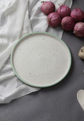 Off White Solid Ceramic Set