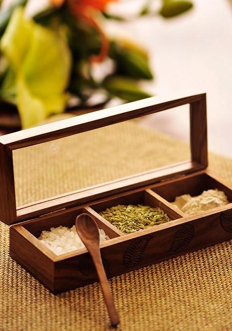 Brown Sheesham Wooden Hand Engraved Multi Utility Cum Spice Box With Spoon