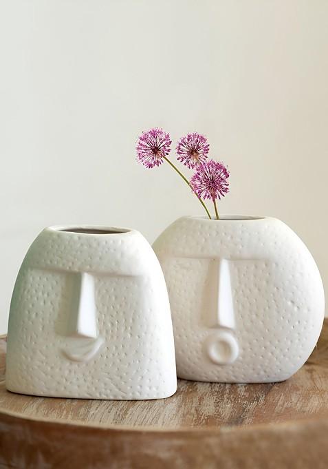 White 2 Pieces Textured Ceramic Flower Vases