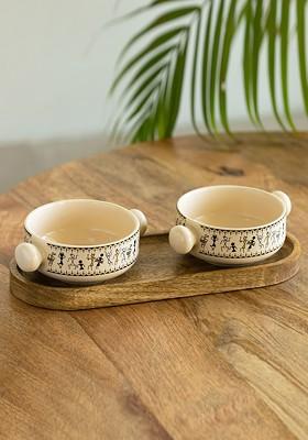 Off White And Black 2 Pieces Printed Ceramic Serving Bowls With Tray