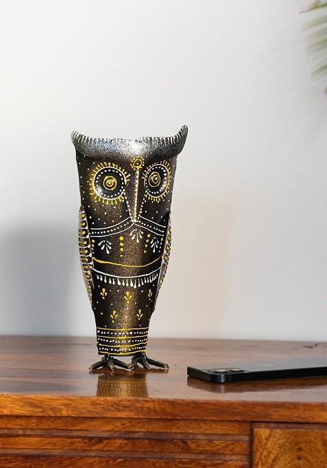 Black And Yellow The Wise Old Owl Decorative Showpiece