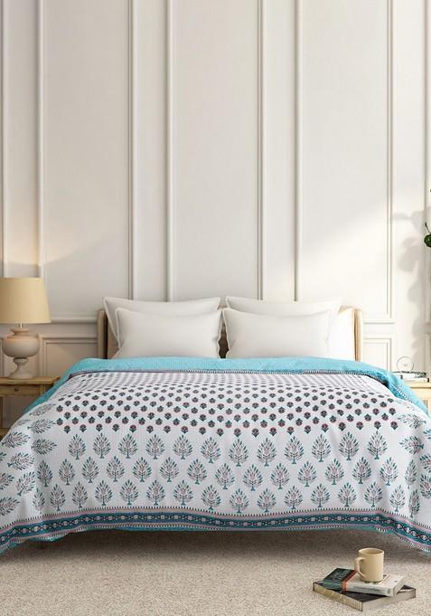 White And Blue Ethnic Motifs Cotton Double Bed Blanket