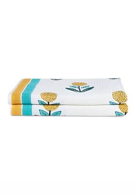 Yellow And White 2 Pieces Printed Cotton 170 Gsm Hand Towels