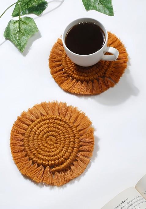 2 Pieces Red Textured Macrame Round Coasters