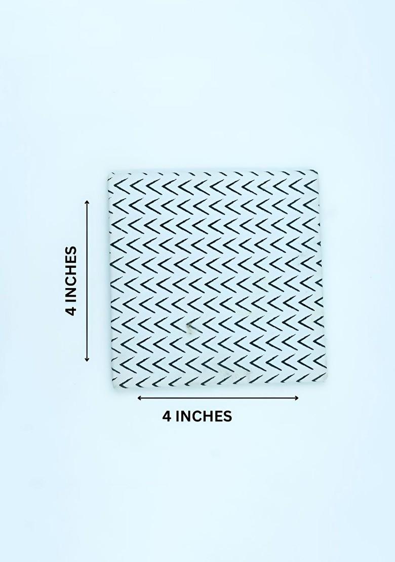 Coaster Set Of 4 White And Black 4 Pieces Printed Cotton Square Coasters