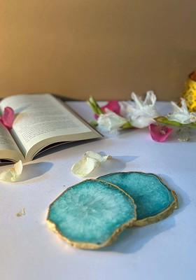 Green And Gold Toned 2 Pieces Round Agate Stone Coasters
