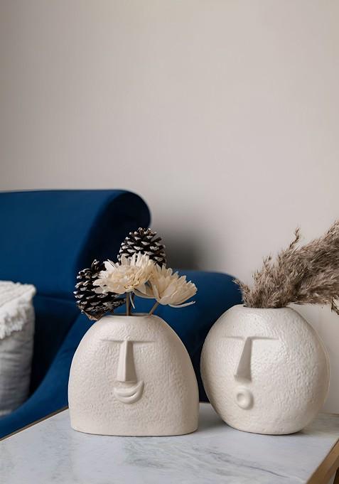 2 Pcs Off White Ceramic Oval Face Vases