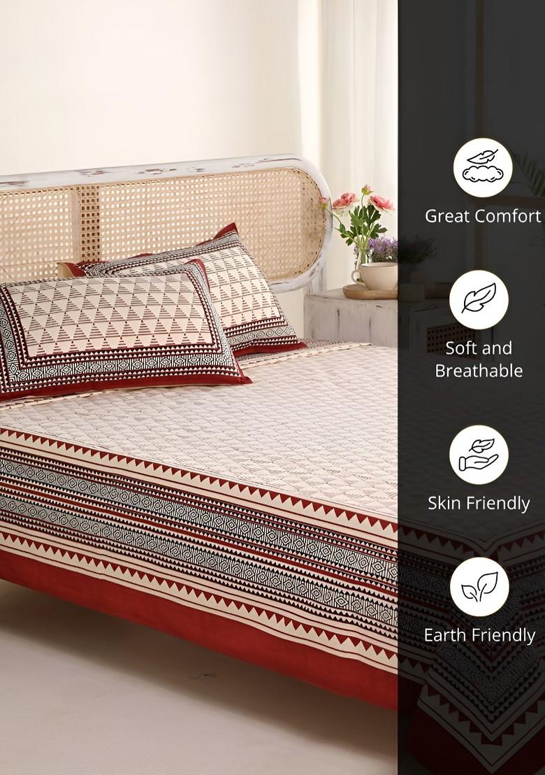 Maroon And Beige Geometric Cotton 300 Tc King Bedsheet With 2 Pillow Covers