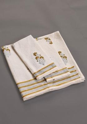 Piece Of 2 Off White And Mustard Block Printed Cotton Waffle Towel Set