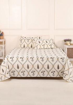 Beige Ethnic Motifs Printed 240 Tc Pure Cotton Bedsheet With 2 Pillow Covers