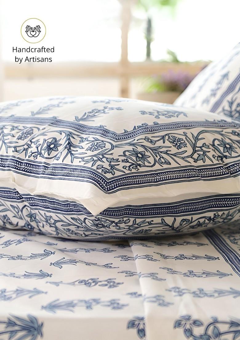 Off White And Blue Floral Cotton 300 Tc King Bedsheet With 2 Pillow Covers