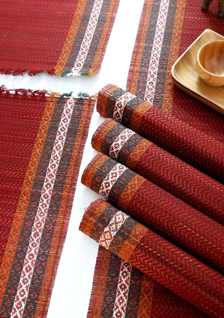 4 Pcs Red And Brown Woven Table Mats With Table Runner
