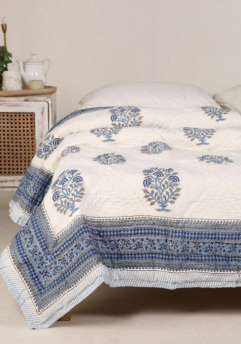 White And Blue Floral Cotton Reversible Ac Room 300 Gsm Single Bed Quilt