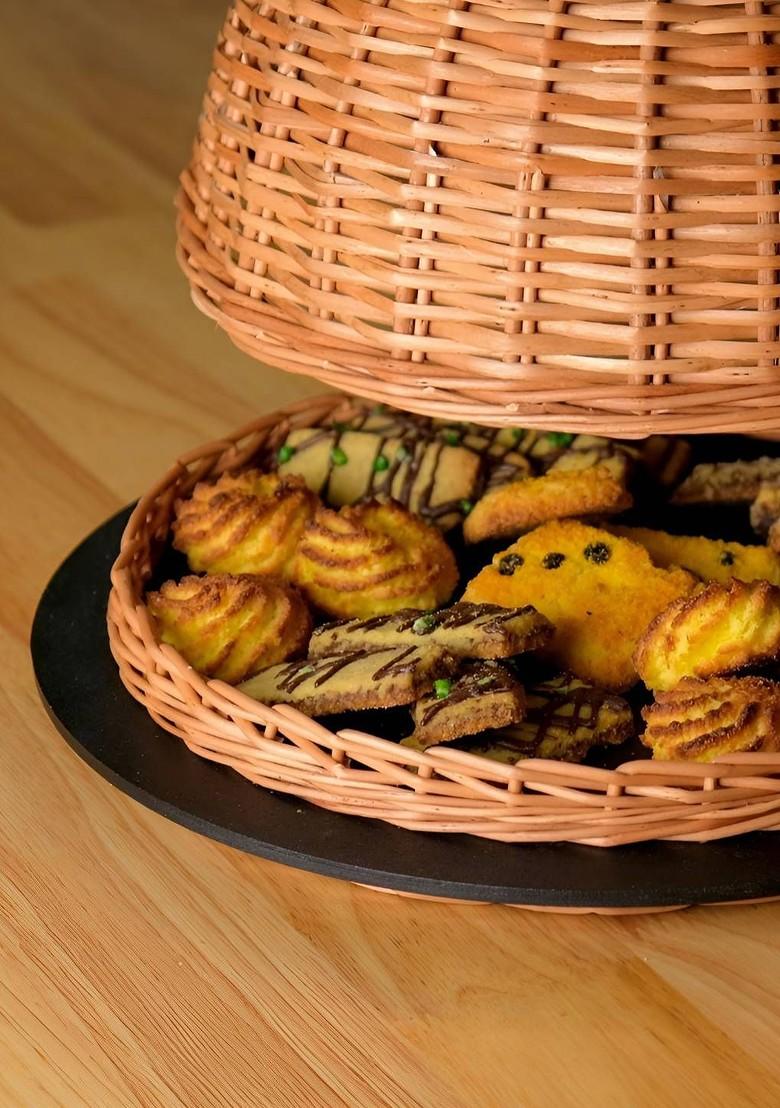 Brown And Black Textured Wicker Serving Platter