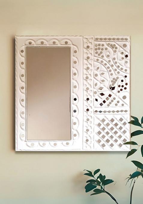 White Hanging Lippan Mud Art Wall Decor