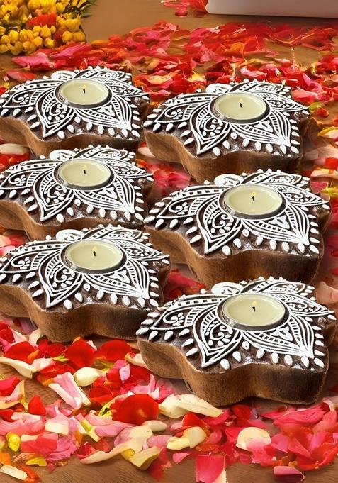 Brown And White 6 Pieces Textured Wooden Lotus Candle Holders