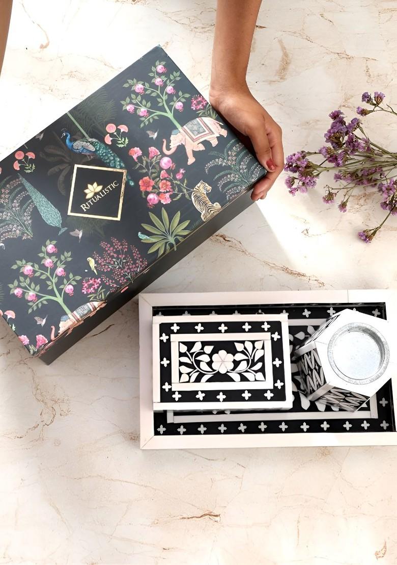 Black And White Printed Wooden Bakhoorset