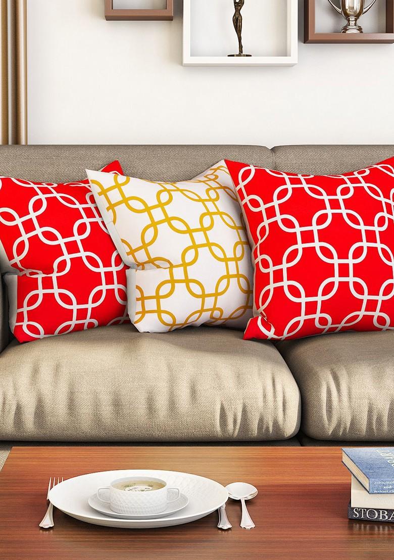 White And Red Set Of 3 16 X 16 Square Cushion Covers
