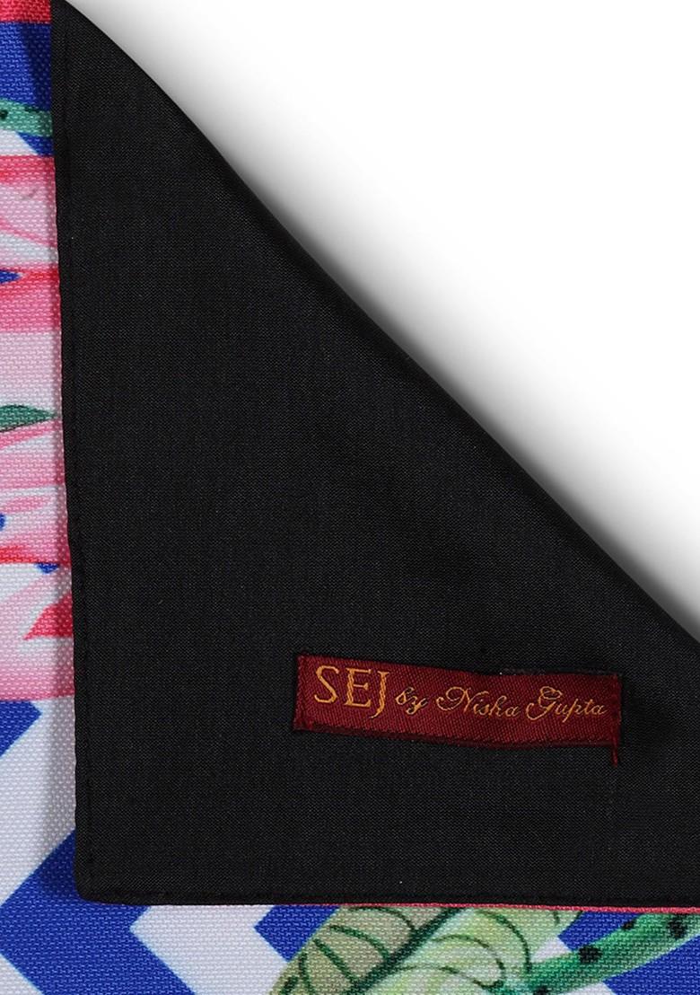 Blue And White Chevron Print Rectangular 48 X 13 Cotton Table Runner