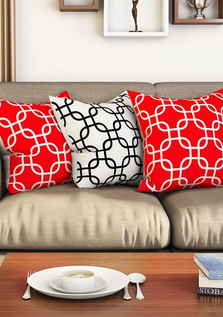 White And Red Set Of 3 16 X 16 Square Cushion Covers