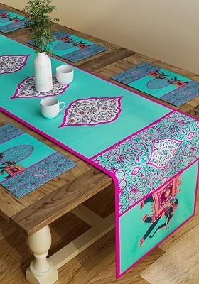Set Of 7 Green Abstract Printed Table Placemats And Runner
