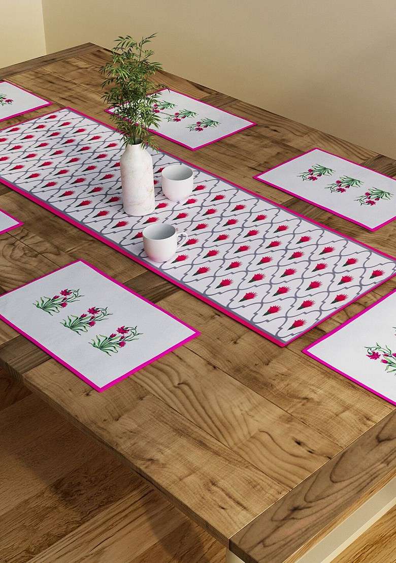 Pink And White Set Of 6 Table Placemats With Runner - Indya