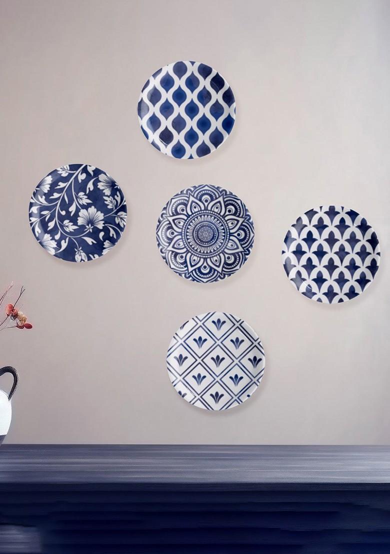 Blue And White Printed Dreamscape Ceramic Wall Plate Decor