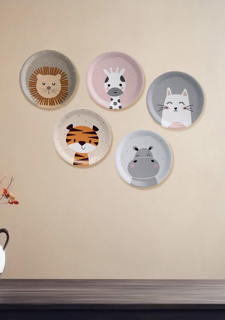 White And Grey Cartoon Printed Ceramic Wall Plate
