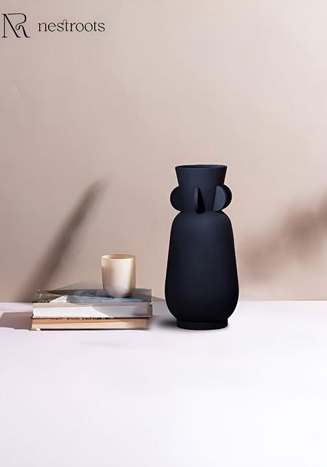 Black Luxurious Metallic Vase
