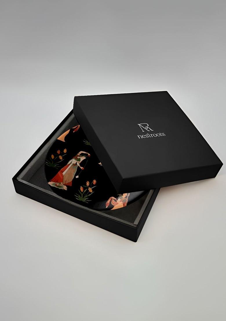 Black And Red Traditional Printed Ceramic Wall Decor