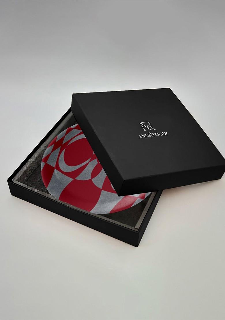 5 Pcs Maroon And Grey Printed Round Shaped Ceramic Wall Decor Plate