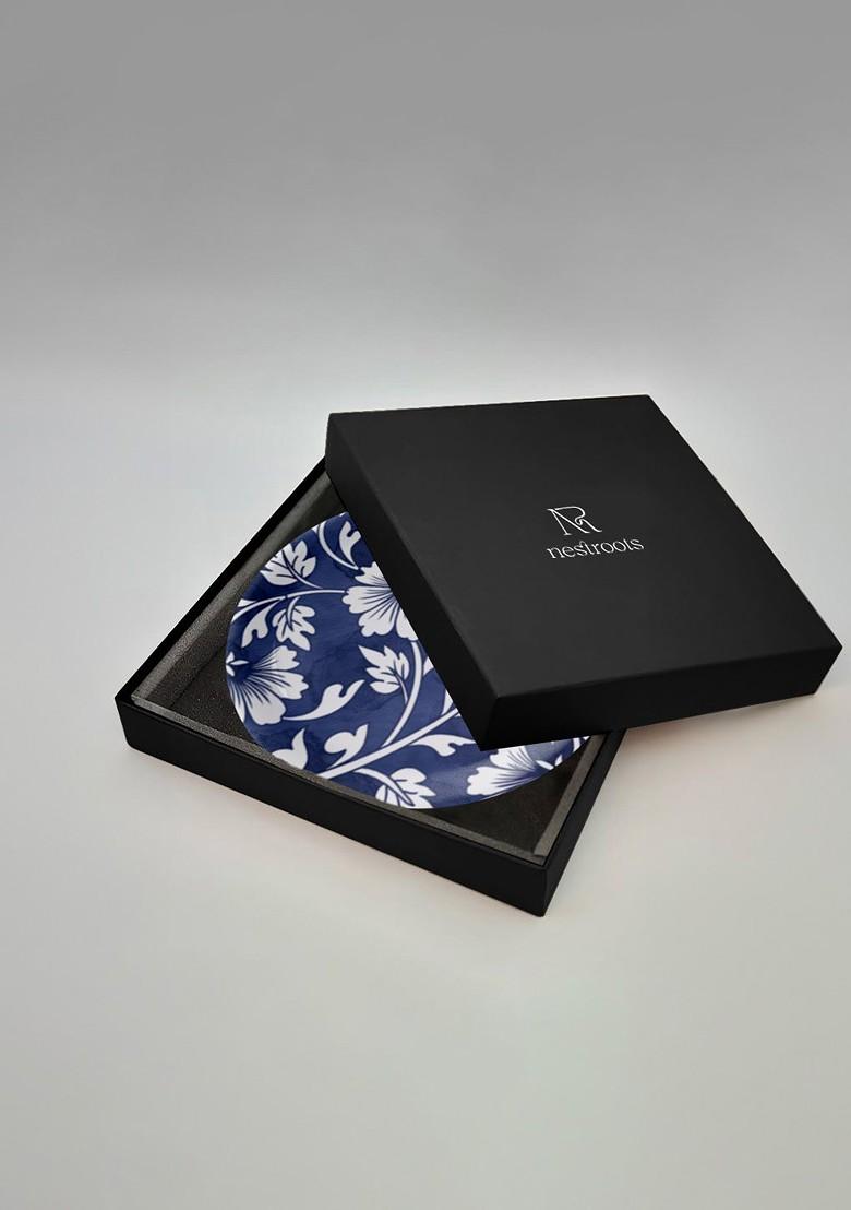 Serenity Wall Blue And White Floral Printed Ceramic Hanging Wall Plate Decor