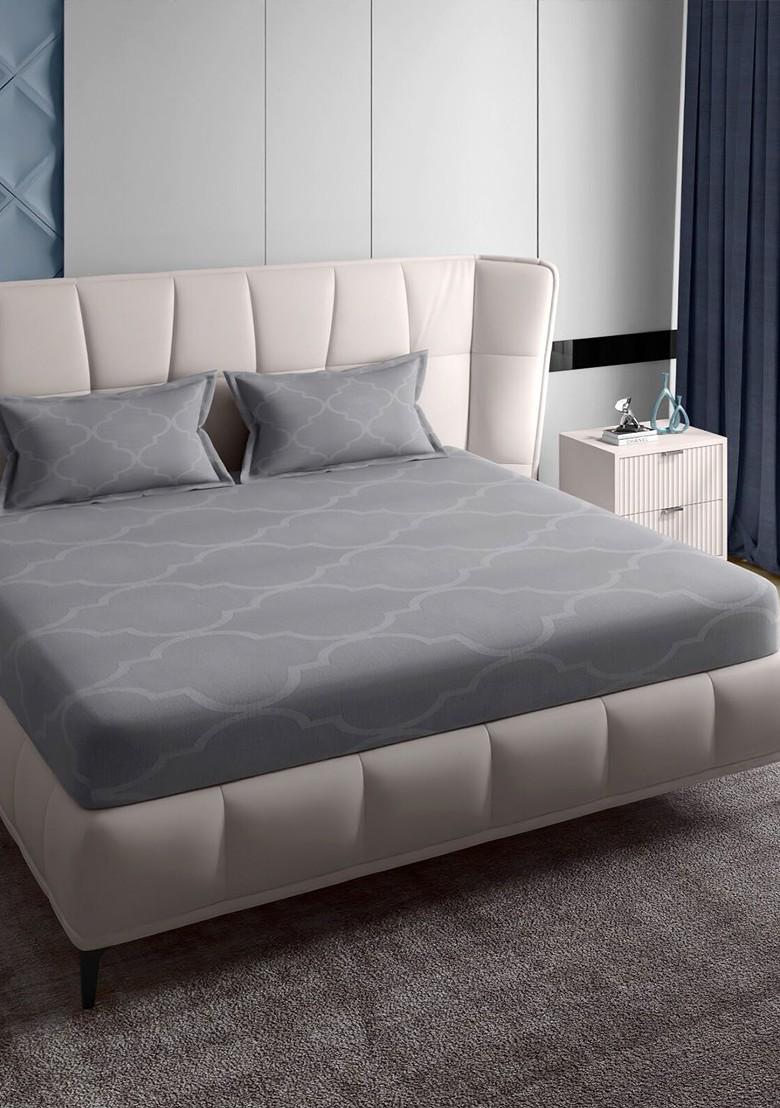 Grey Geometric Pure Cotton 300 Tc Queen Bedsheet With 2 Pillow Covers
