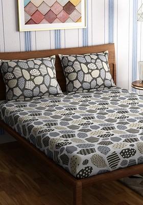 Grey And Off White Geometric 300 Tc Cotton King Bedsheet With 2 Pillow Covers