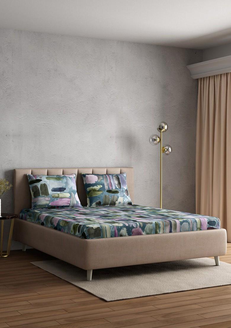 Blue And Green Geometric Pure Cotton 300 Tc Queen Bedsheet With 2 Pillow Covers