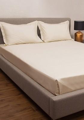 Taupe 300 Tc Pure Cotton Queen Bedsheet With 2 Pillow Covers