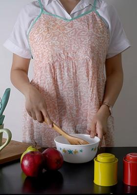 White And PeachColored Printed Cotton Apron