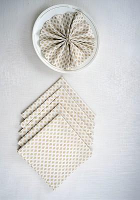 White And Yellow 6 Pieces Floral Printed Cotton Dinner Table Napkins