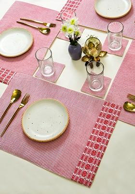 4Pcs Pink And White Stripe Printed Cotton Table Placemats