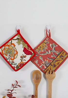 White And Peach Colored 2 Pcs Printed Cotton Square Shaped Coasters