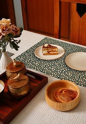 Green 6 Pieces Floral Printed Rectangle Shaped Cotton Table Placemats
