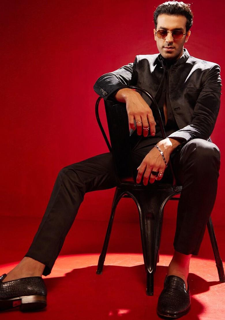 Black Solid Poly Blend Blazers For Men